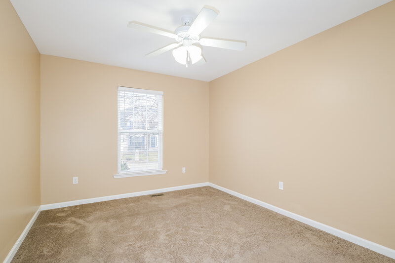 1,900/Mo, 2032 Belmont Dr Festus, MO 63028 Bedroom View