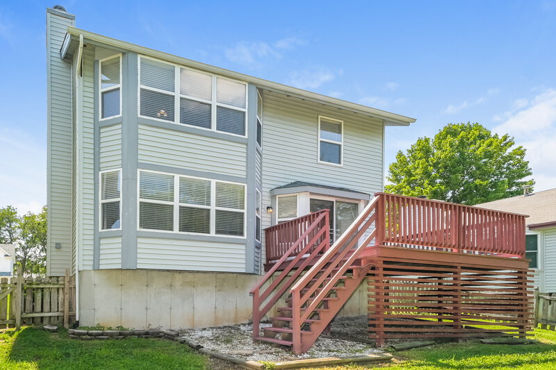 1,955/Mo, 128 Aspencade Circle Saint Peters, MO 63376 Rear View