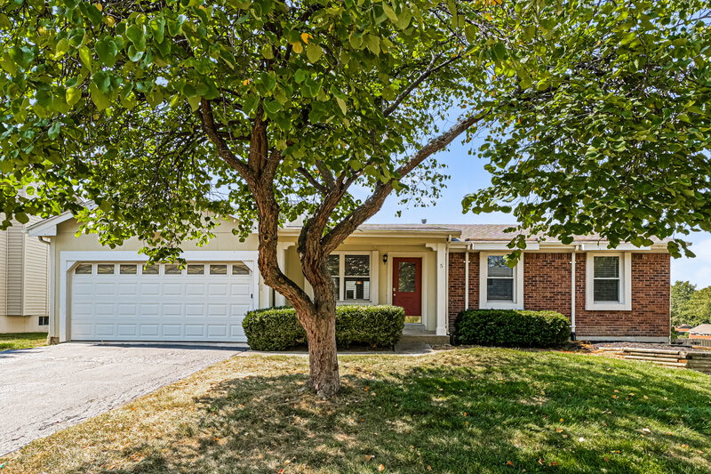 1,900/Mo, 5 Rustic Meadow Ct Saint Peters, MO 63376 External View