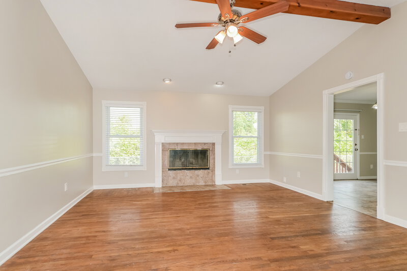 2,020/Mo, 839 Cades Cove Florissant, MO 63031 Living Room View