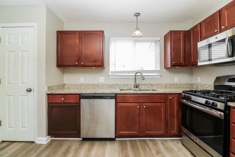 1,885/Mo, 1874 Waters Edge Way Pevely, MO 63070 Kitchen View