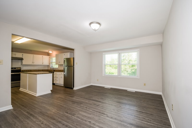 2,980/Mo, 11390 Lanett Ct St. Louis, MO 63136 Dining Room View