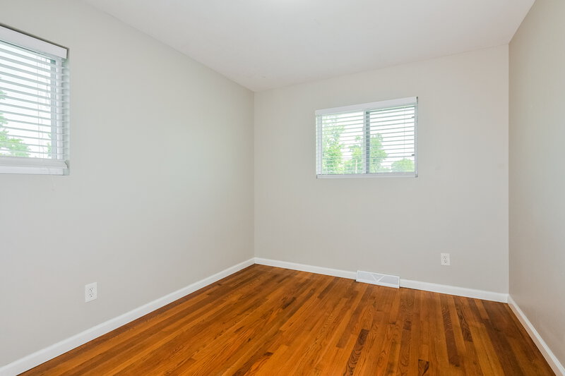 1,845/Mo, 1425 Shackelford Rd Florissant, MO 63031 Bedroom View