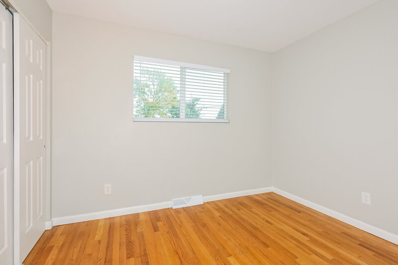 1,845/Mo, 1425 Shackelford Rd Florissant, MO 63031 Bedroom View 2
