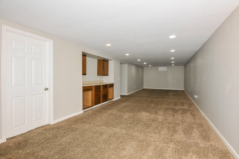 1,845/Mo, 1425 Shackelford Rd Florissant, MO 63031 Basement View