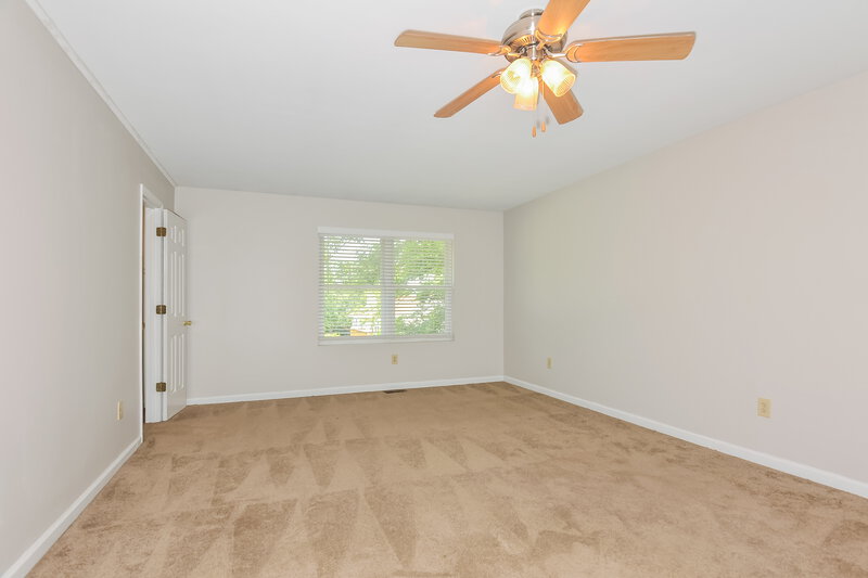 2,090/Mo, 15 Morgat Ct Lake St Louis, MO 63367 Main Bedroom View