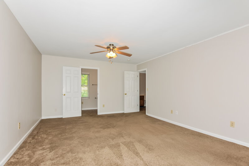 2,090/Mo, 15 Morgat Ct Lake St Louis, MO 63367 Main Bedroom View 2