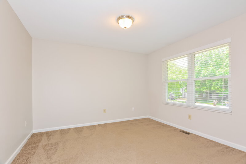 2,090/Mo, 15 Morgat Ct Lake St Louis, MO 63367 Bedroom View 2