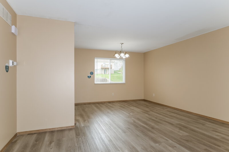 1,970/Mo, 4879 Persimmon Bend Ln Florissant, MO 63033 Dining Room View