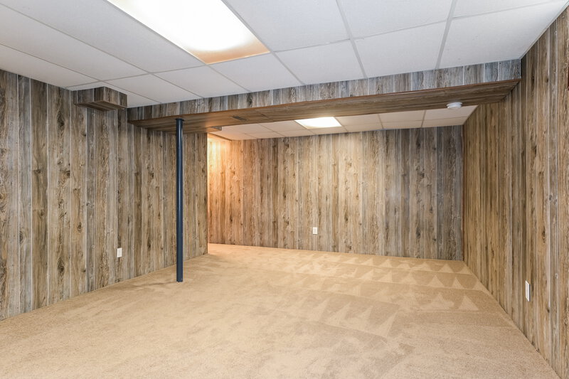 1,970/Mo, 4879 Persimmon Bend Ln Florissant, MO 63033 Family Room View