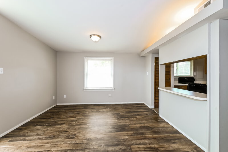 1,615/Mo, 790 Pebble Ln Florissant, MO 63033 Dining Room View