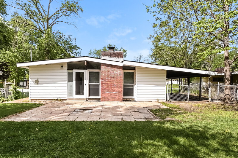 1,615/Mo, 790 Pebble Ln Florissant, MO 63033 Rear View 2