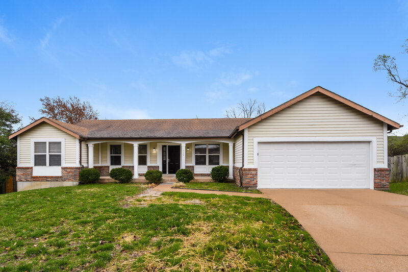 2,125/Mo, 912 Justice Ct Florissant, MO 63034 External View