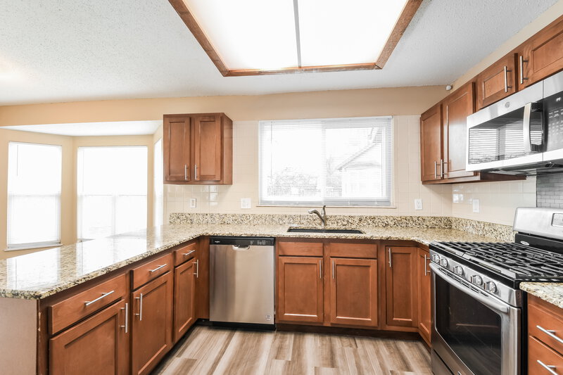2,125/Mo, 912 Justice Ct Florissant, MO 63034 Kitchen View