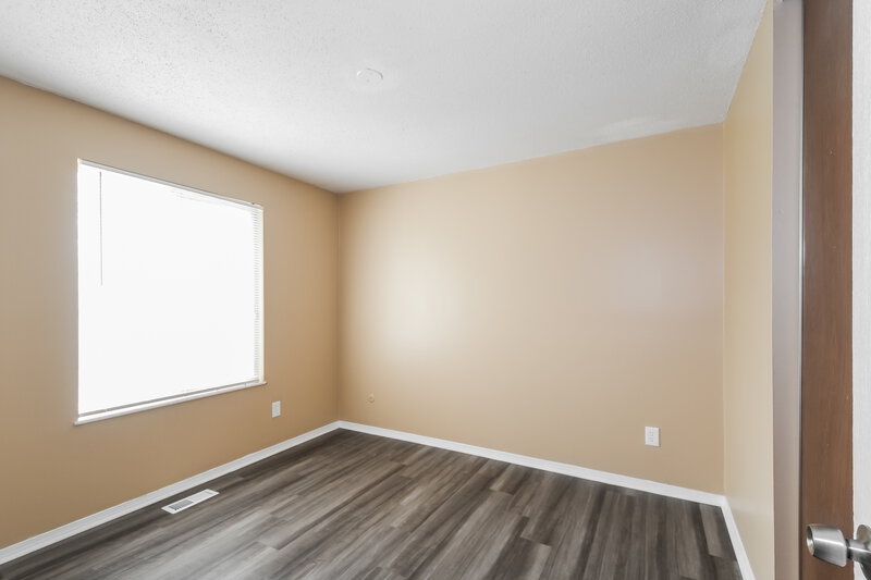 2,125/Mo, 912 Justice Ct Florissant, MO 63034 Bedroom View
