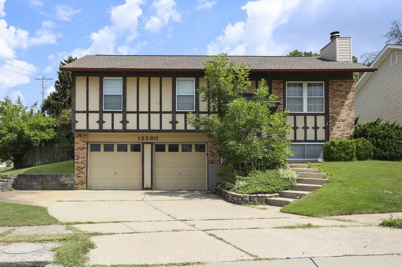 2,710/Mo, 12280 Creve Coeur Ridge Ct Maryland Heights, MO 63043 External View