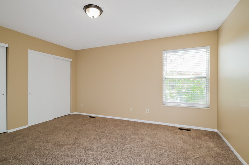 1,880/Mo, 2819 Chapel View Dr Florissant, MO 63031 Misc View 10