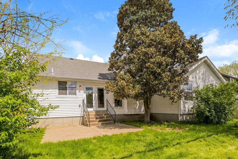 1,880/Mo, 2819 Chapel View Dr Florissant, MO 63031 Misc View 16