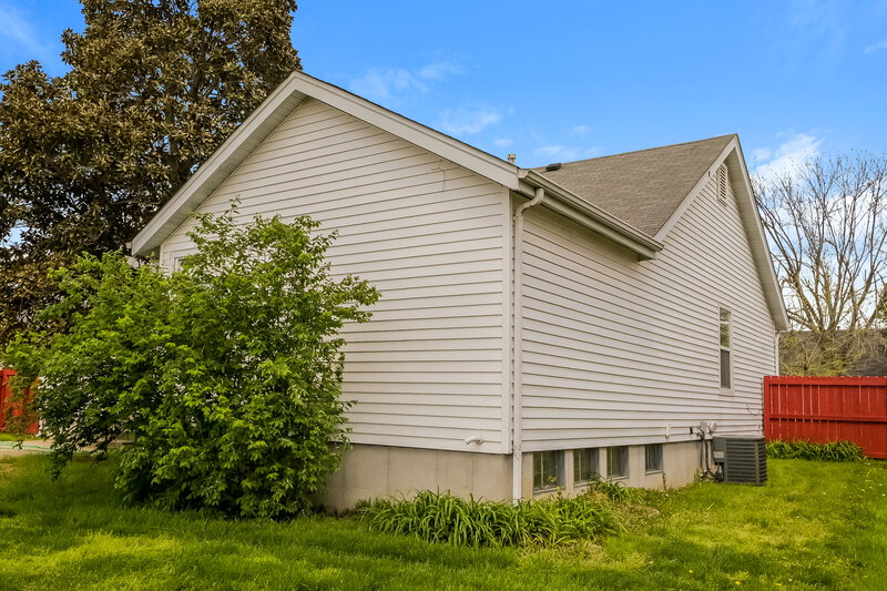 1,880/Mo, 2819 Chapel View Dr Florissant, MO 63031 Misc View 17