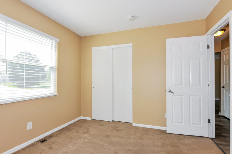 1,655/Mo, 11743 Branridge Rd Florissant, MO 63033 Bedroom View 2