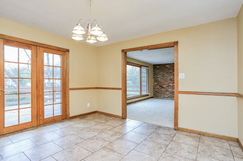 1,810/Mo, 5000 Snowberry St Imperial, MO 63052 Breakfast Nook View