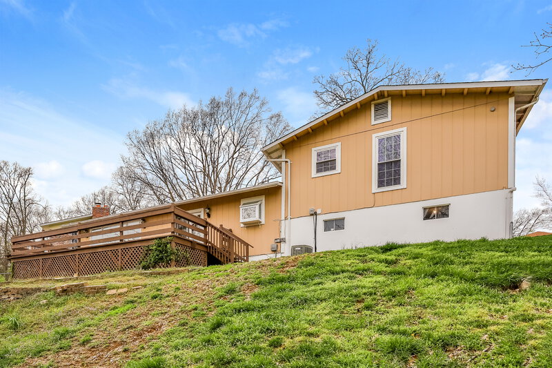 2,025/Mo, 5000 Snowberry St Imperial, MO 63052 Misc View 12