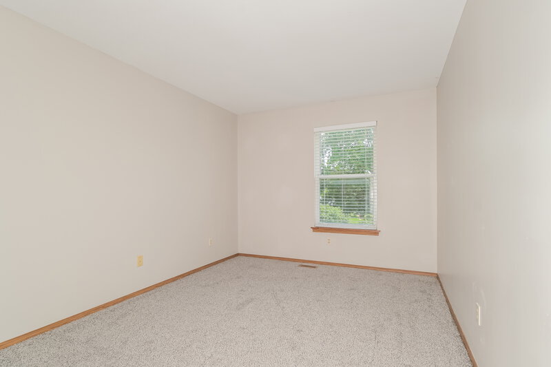 2,440/Mo, 402 Waterside Dr Grover, MO 63040 Bedroom View 3
