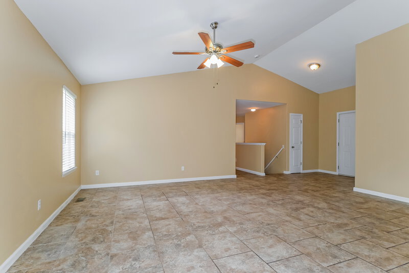 1,715/Mo, 104 Gran Vista Dr Festus, MO 63028 Dining Room View