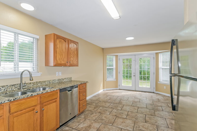 1,715/Mo, 104 Gran Vista Dr Festus, MO 63028 Kitchen View 2