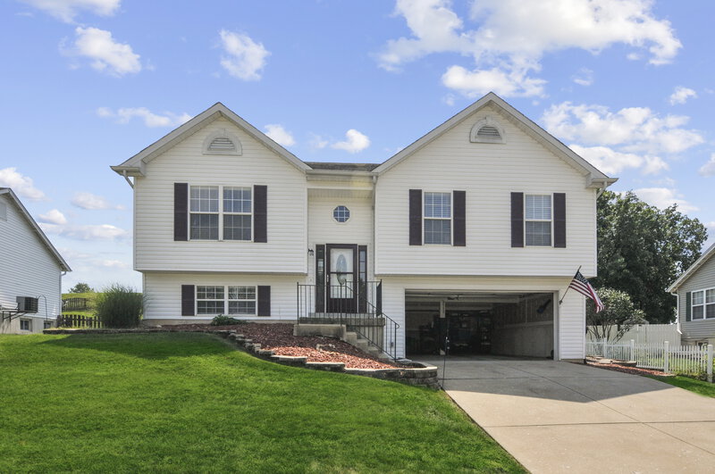 2,240/Mo, 436 Picket Fence Dr Wentzville, MO 63385 External View