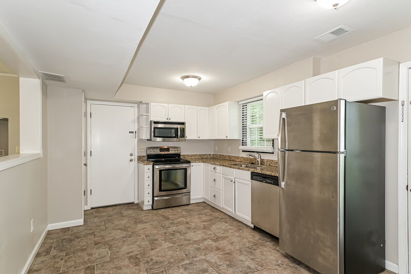 2,970/Mo, 705 Aster Ln O'Fallon, MO 63366 Kitchen View
