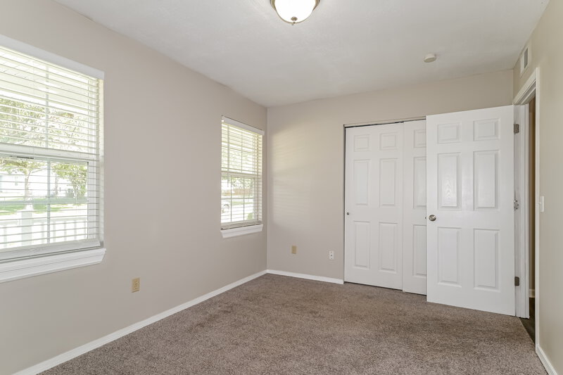 2,970/Mo, 705 Aster Ln O'Fallon, MO 63366 Bedroom View 3