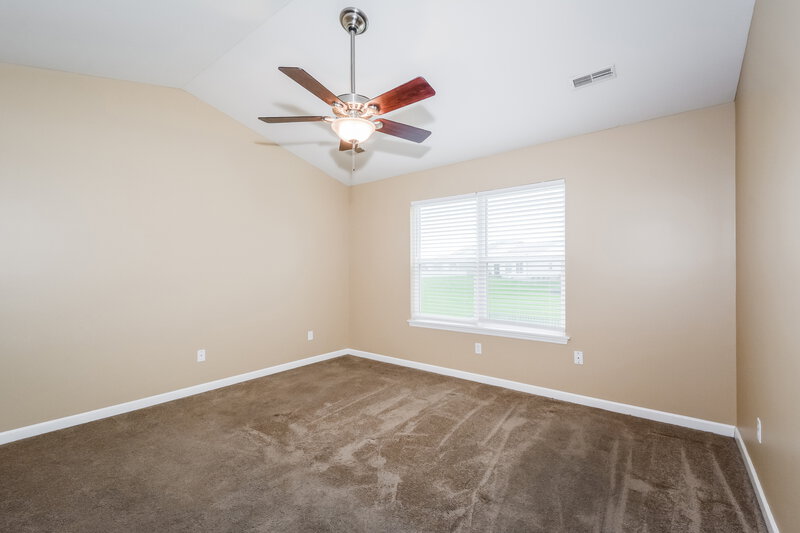 2,415/Mo, 126 August Place Ct Florissant, MO 63034 Main Bedroom View