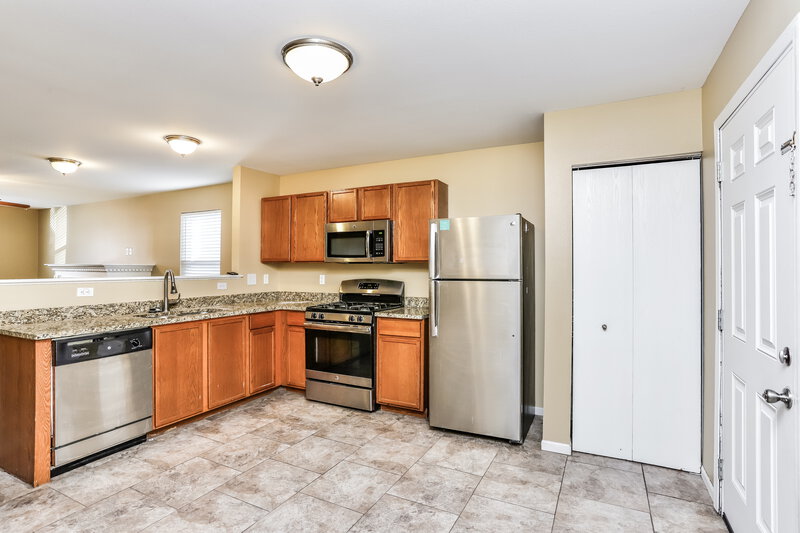 2,145/Mo, 755 Rockshire Dr Herculaneum, MO 63048 Kitchen View