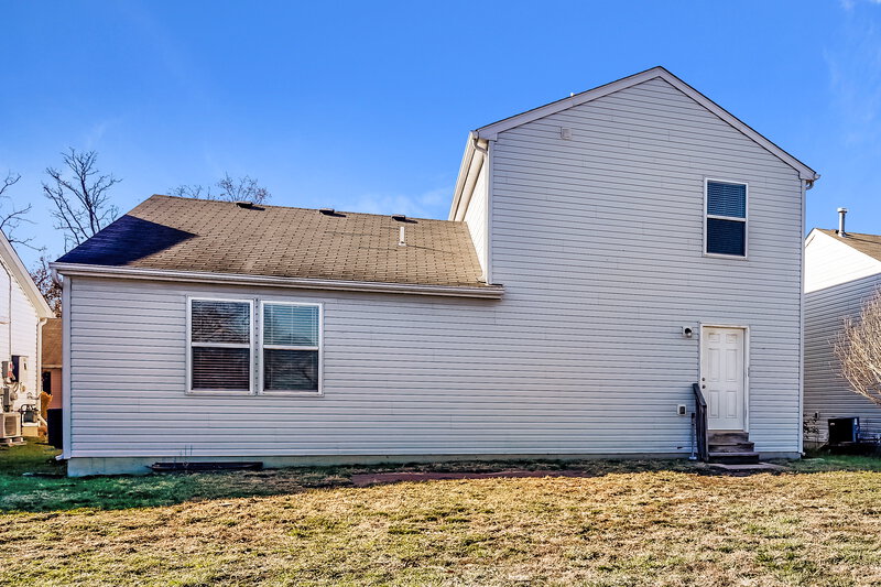 2,145/Mo, 755 Rockshire Dr Herculaneum, MO 63048 Rear View