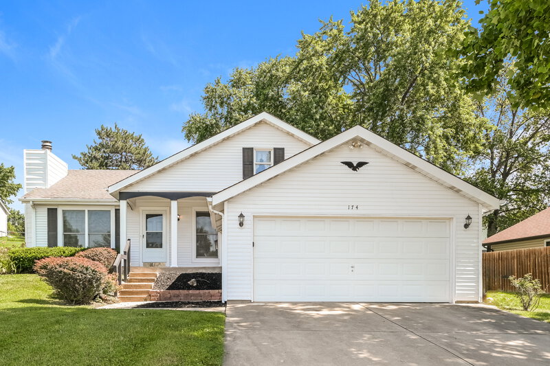 2,680/Mo, 174 Birchleaf Dr Saint Peters, MO 63376 External View