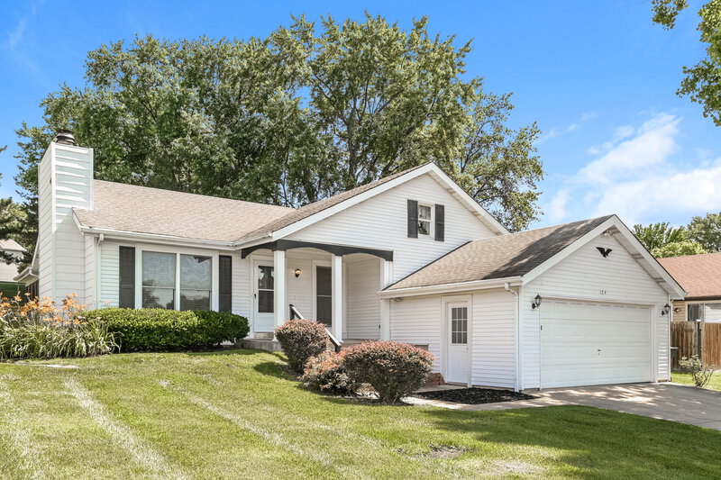 2,680/Mo, 174 Birchleaf Dr Saint Peters, MO 63376 Front View