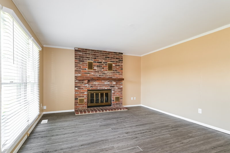 2,680/Mo, 174 Birchleaf Dr Saint Peters, MO 63376 Living Room View