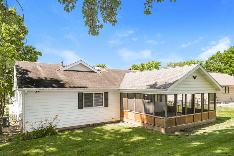 2,680/Mo, 174 Birchleaf Dr Saint Peters, MO 63376 Rear View 2