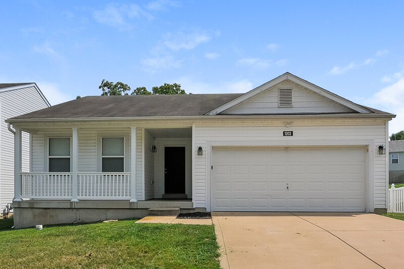 1,875/Mo, 1202 Liberty Crossing Herculaneum, MO 63048 External View