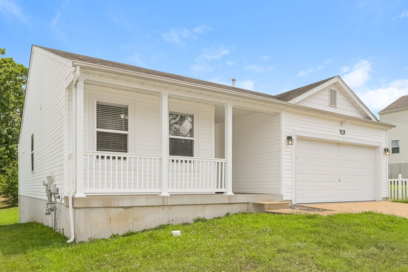 1,880/Mo, 1202 Liberty Crossing Herculaneum, MO 63048 Front View
