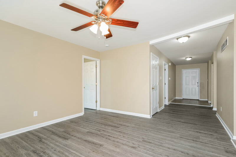1,880/Mo, 1202 Liberty Crossing Herculaneum, MO 63048 Living Room View 2