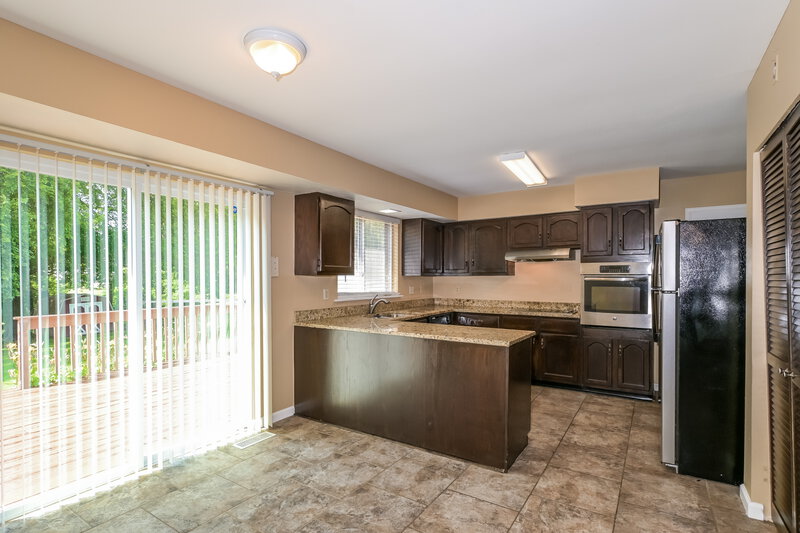 2,920/Mo, 3825 Arbre Ln Florissant, MO 63034 Breakfast Nook View