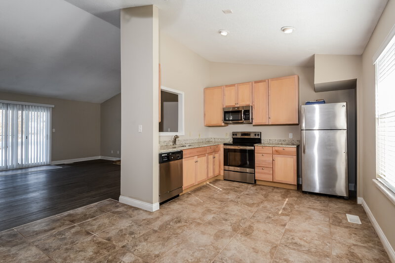 2,130/Mo, 2232 Central Parkway Dr Florissant, MO 63031 Dining Room View