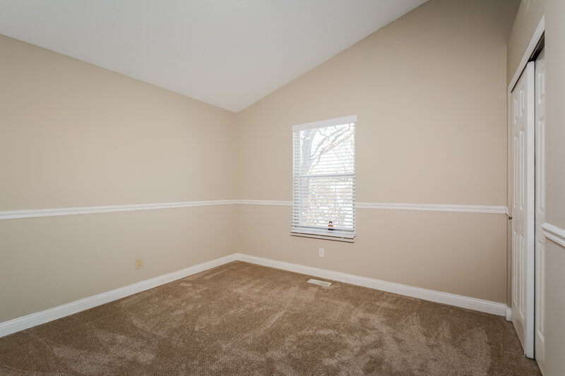 2,130/Mo, 2232 Central Parkway Dr Florissant, MO 63031 Bedroom View