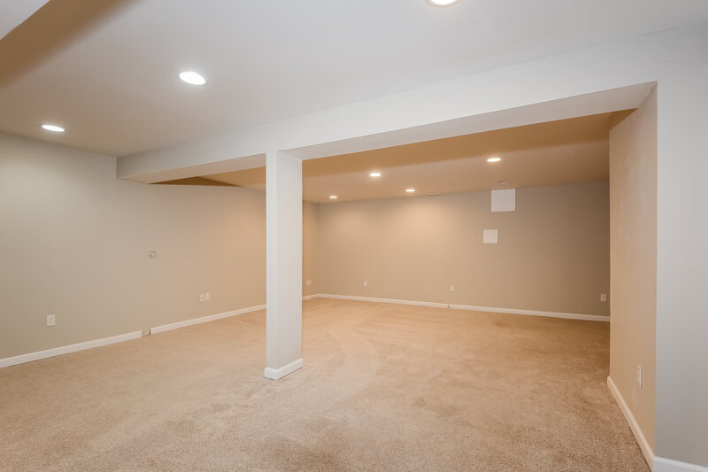 2,130/Mo, 2232 Central Parkway Dr Florissant, MO 63031 Basement View