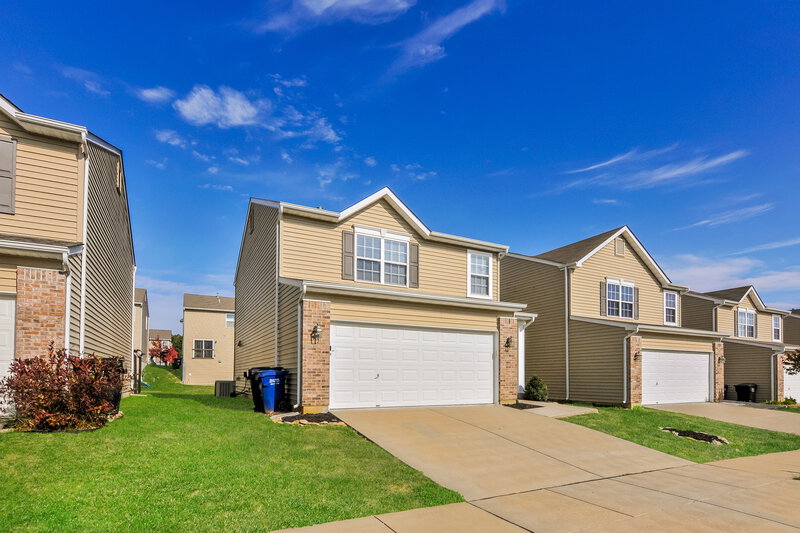 1,860/Mo, 209 Cimarron Ridge Crossing Wentzville, MO 63385 Front View