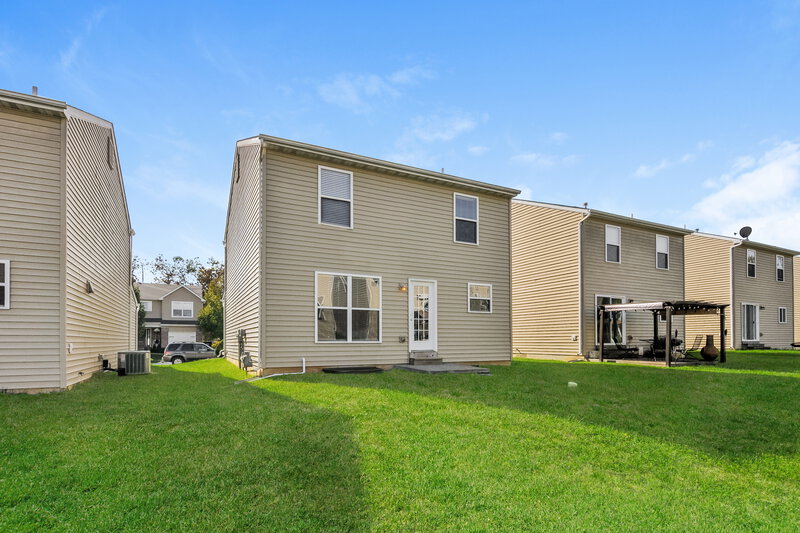 1,860/Mo, 209 Cimarron Ridge Crossing Wentzville, MO 63385 Rear View