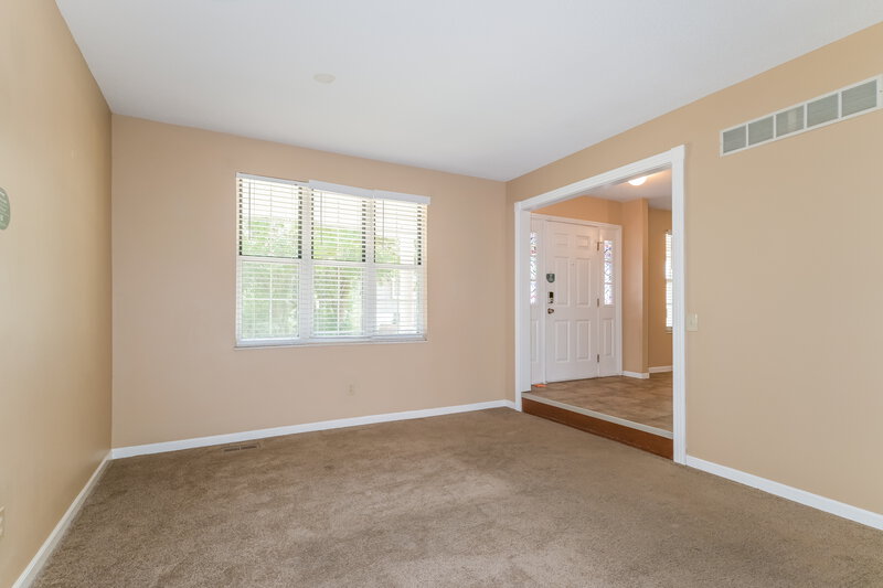 2,420/Mo, 3827 Salvation Rd Florissant, MO 63034 Family Room View