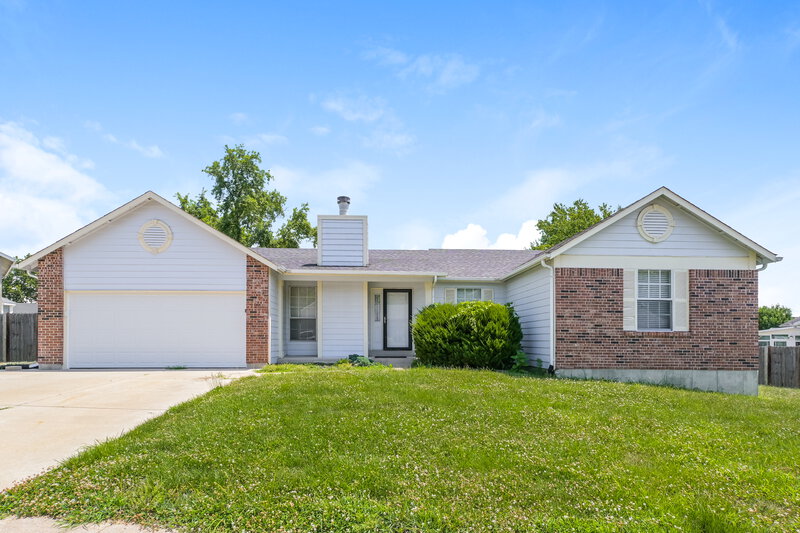 1,939/Mo, 14414 Jamestown Bay Dr Florissant, MO 63034 External View